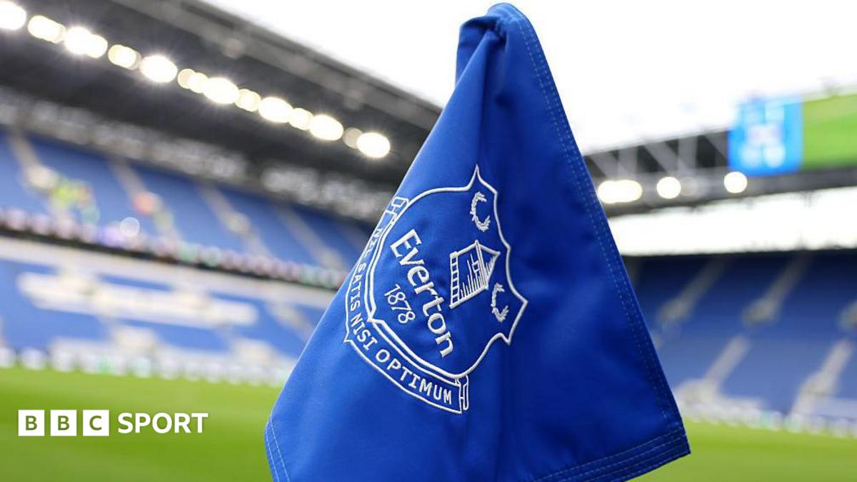 Everton'a Şok