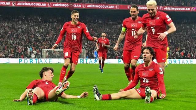 Dünya Kupası Dev Ekranları