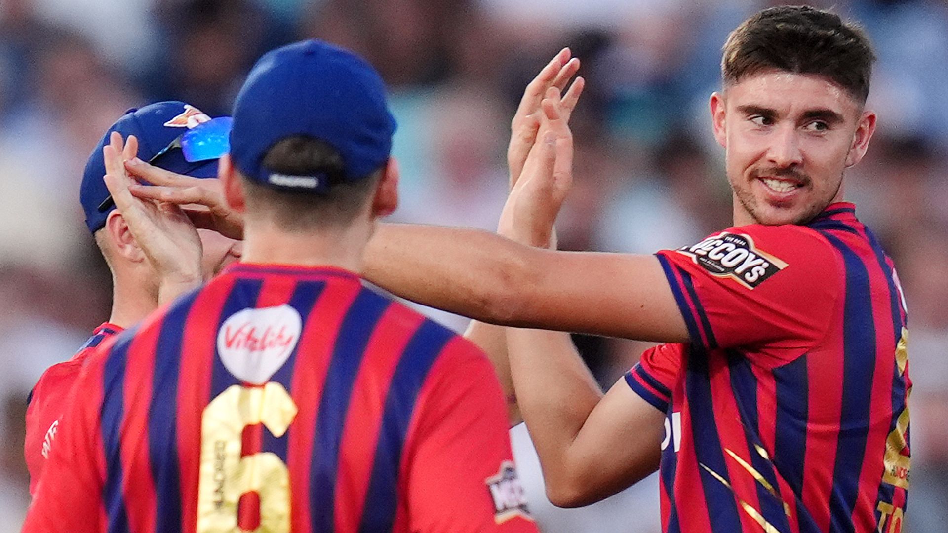 Super Giants,