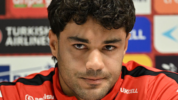 Ozan Kabak'tan